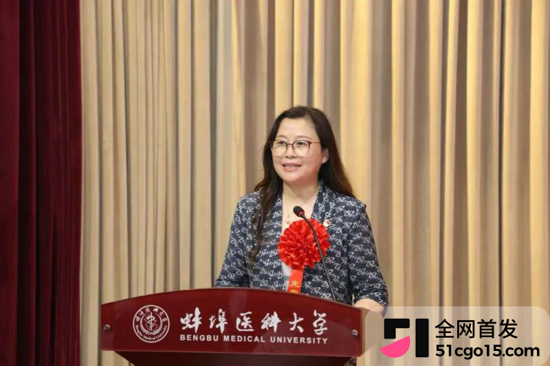 蚌医大一附院ICU护士长陈莲芳 6