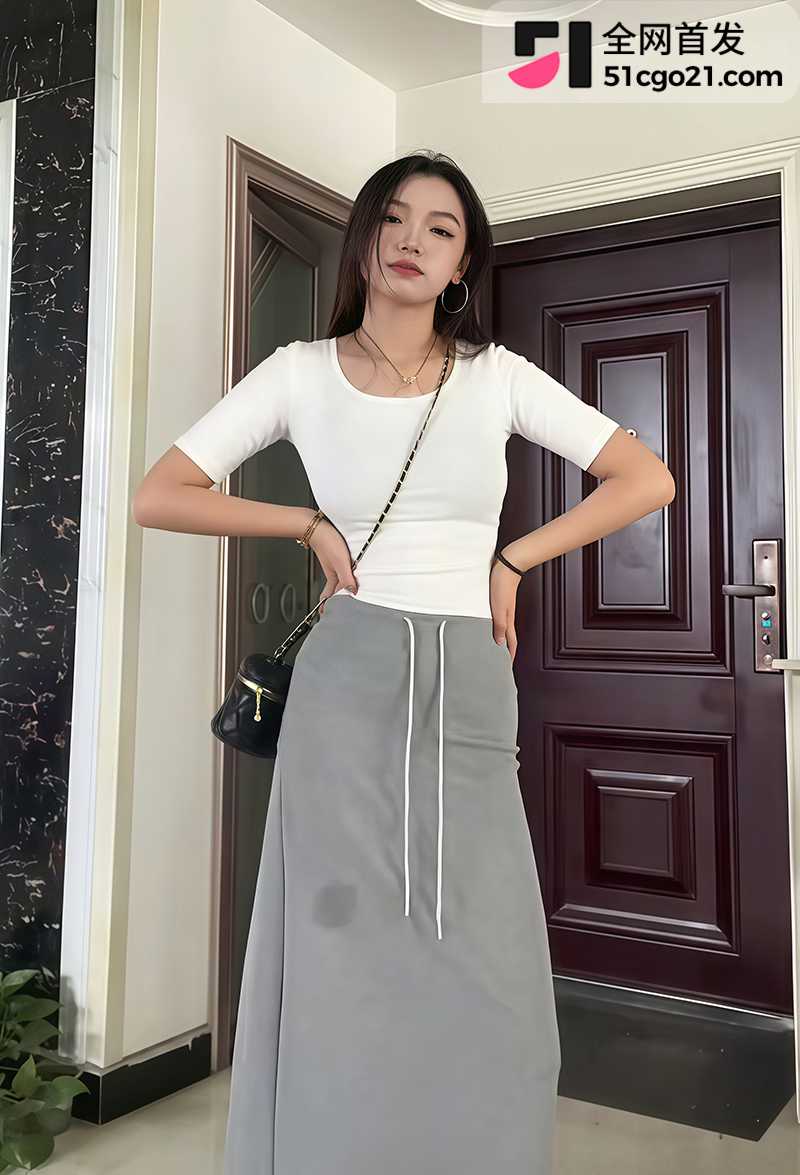 天津良家少妇刘媛媛约炮小鲜肉视频流出2拷贝