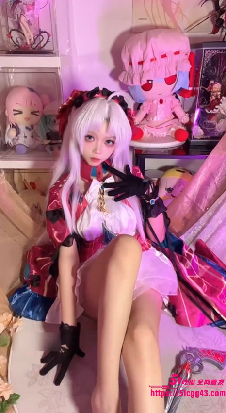 稚嫩萝莉 白栎Shirly 化身游戏美女珂莱塔 1