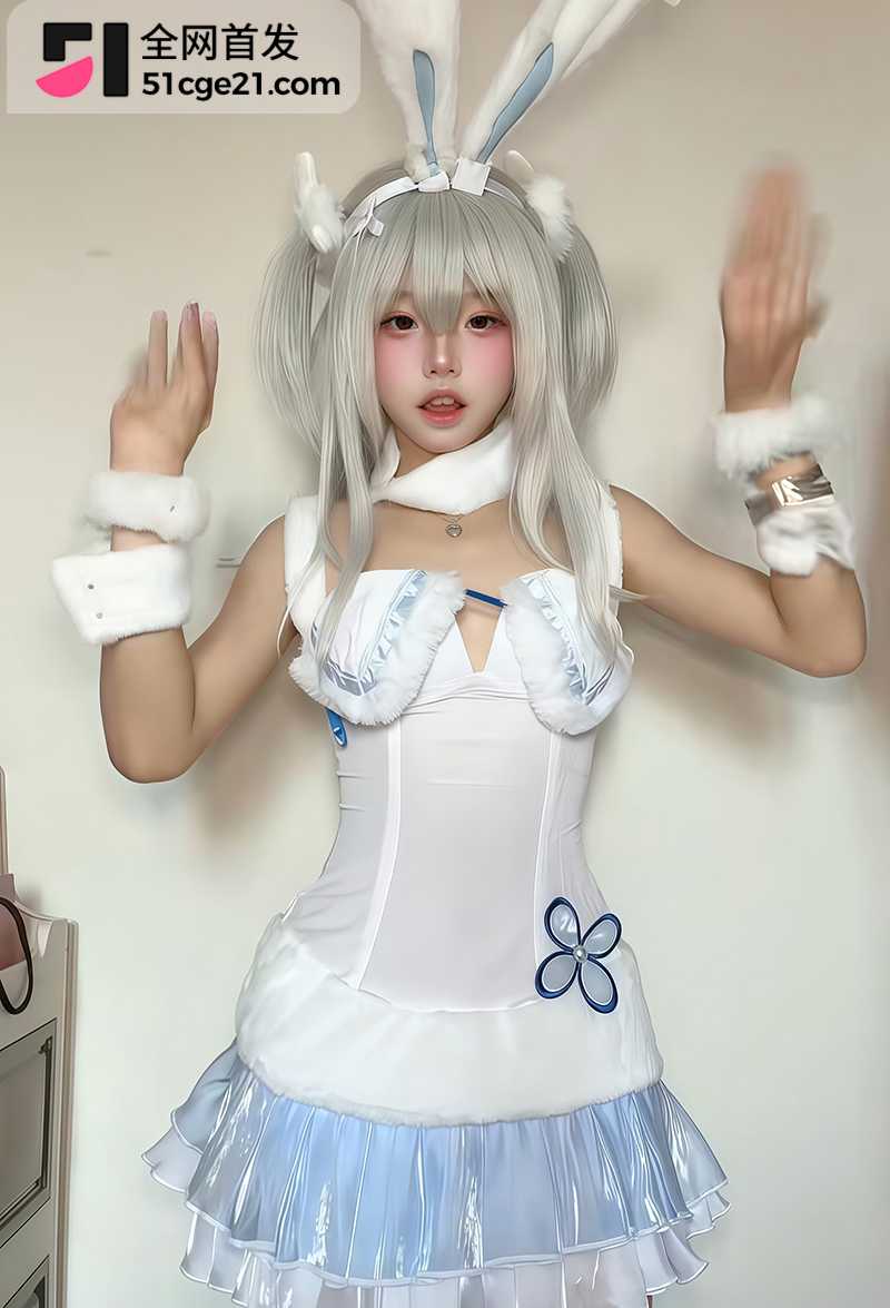 抖音二次元萝莉小母狗陈栀子金主定制视频流出3拷贝