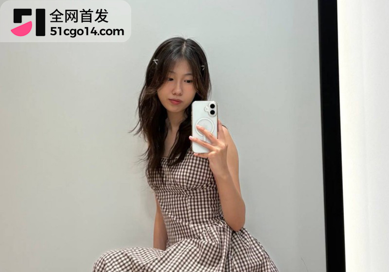 抖音二次元女同网红 玉也是宋了 出轨玩暧昧分手后无缝衔接 被前女友怒曝不雅私拍！