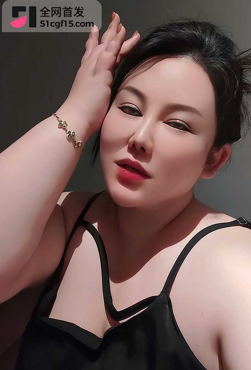 抖音大码少妇福福肉肉偷情私拍流出 2 拷贝