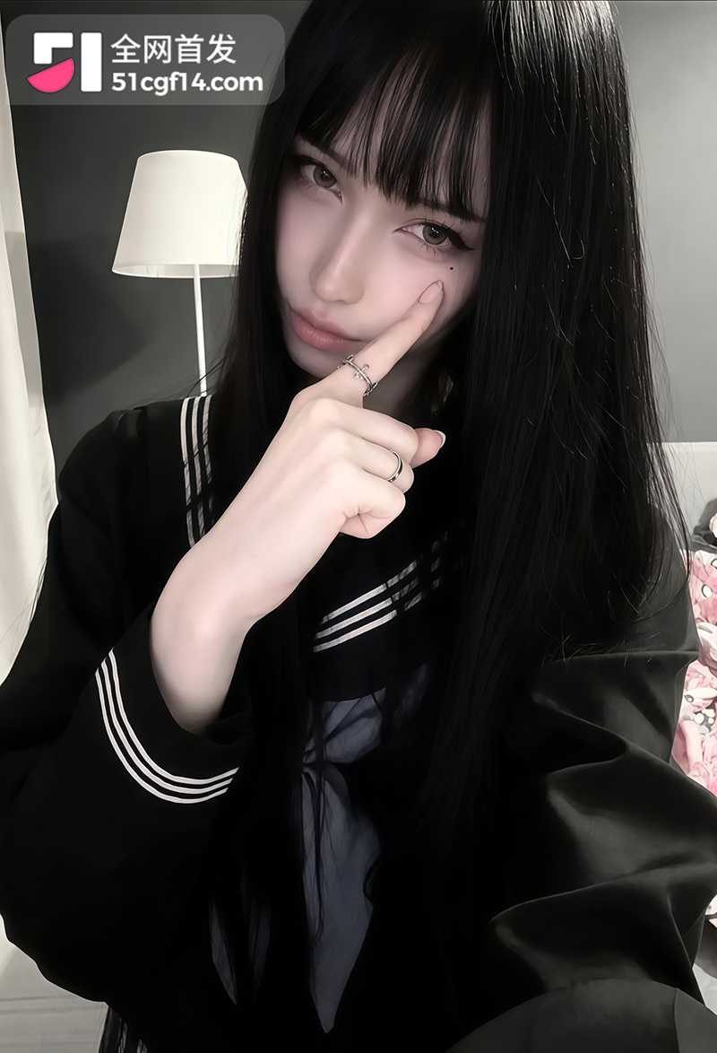 俄罗斯极品苗条身材长腿小姐姐LovelyAsunaP站视图合集4拷贝