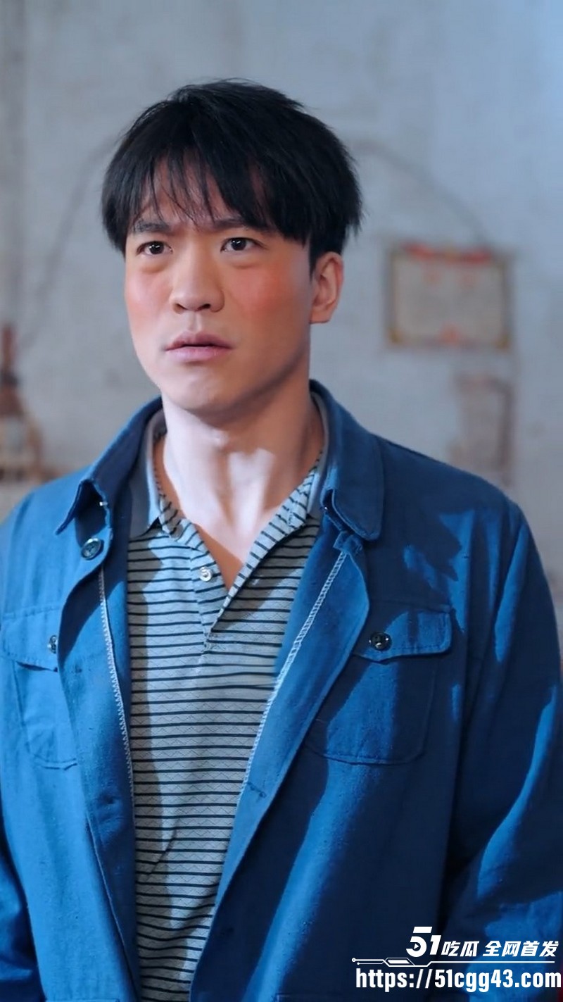 擦边短剧全村都说我老婆太迷人全集 1