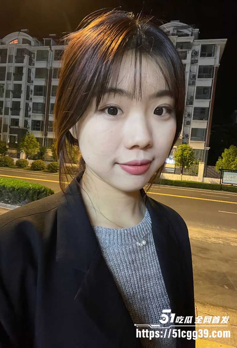 浙江水嫩大学生李萱跟男友性爱视频泄漏1拷贝