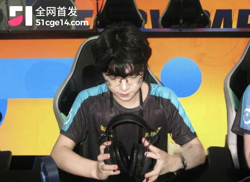蛋仔派对主播安柒小天才塌房事件 2