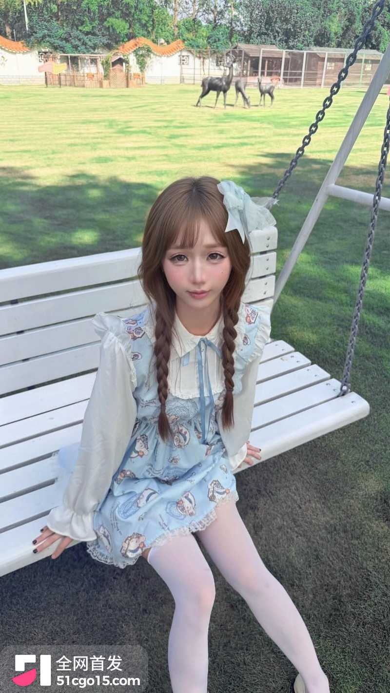 上海素人双马尾萝莉性爱自拍 3