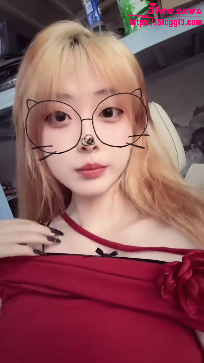 精神小妹被社会大哥爆操1