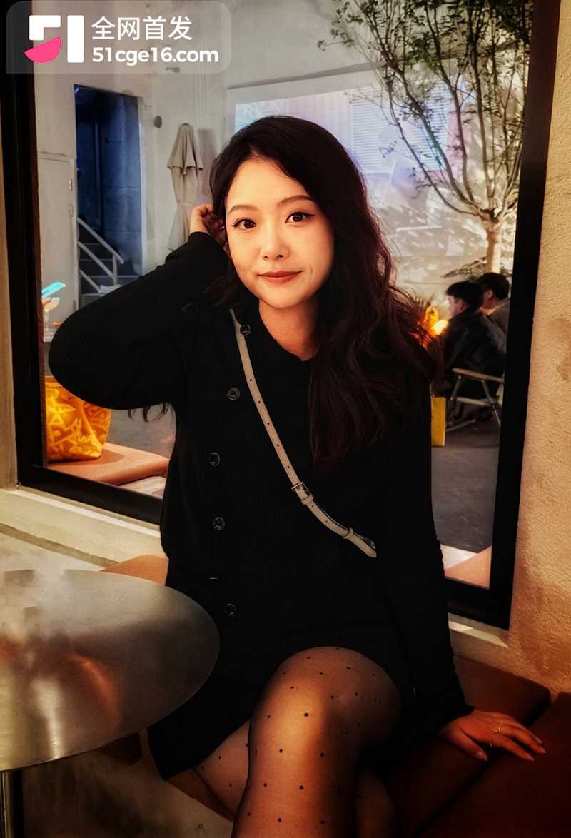邻家眼镜妹性爱合集流出 2 拷贝