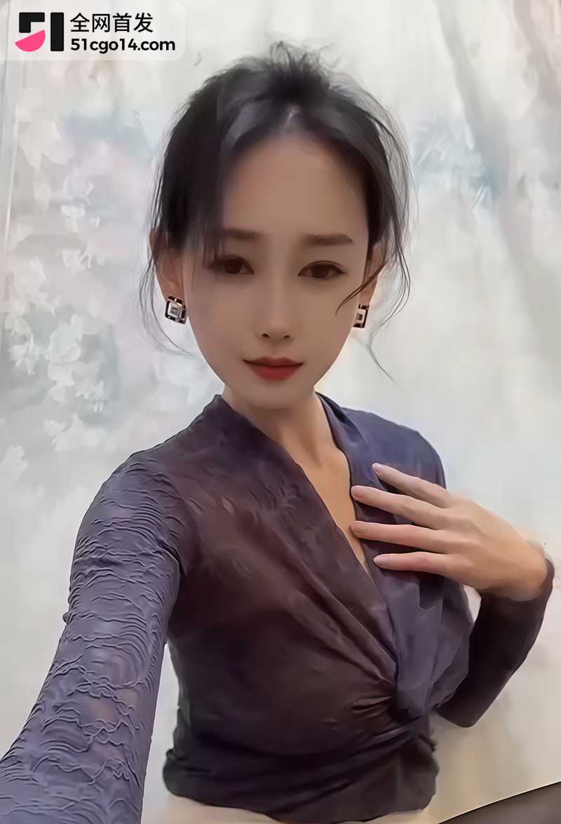 抖音少妇小姨丝袜高跟骚妇露三点道具自慰福利2拷贝