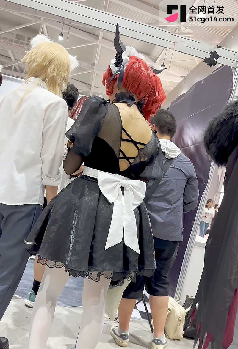 学生妹COSER第五人格大祭司裙底被偷拍 4 拷贝