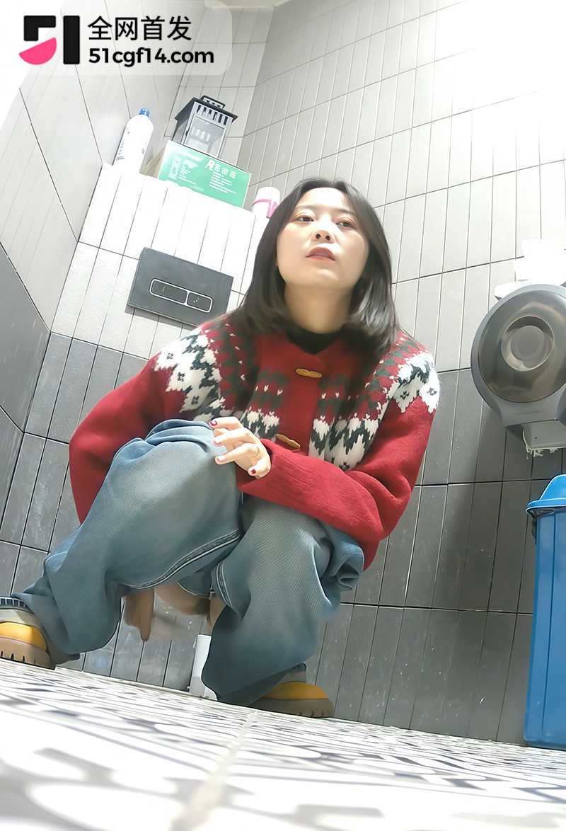 办公楼女卫生间监控偷拍 3 拷贝