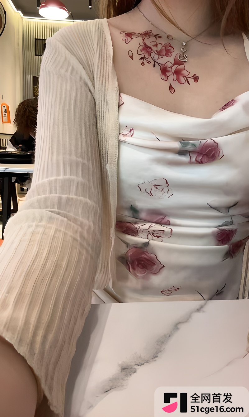 江西九江护理系学生妹性爱自拍  5