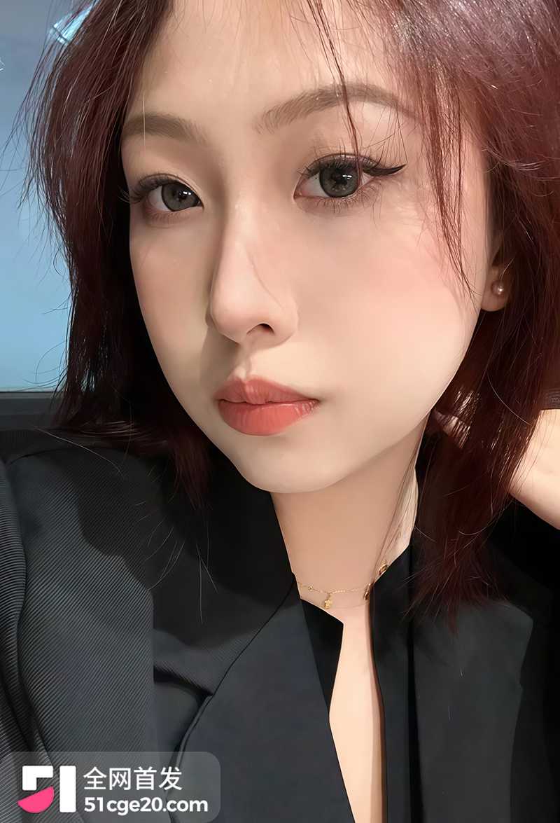 极品高颜值反差婊李晓约炮视频流出5拷贝