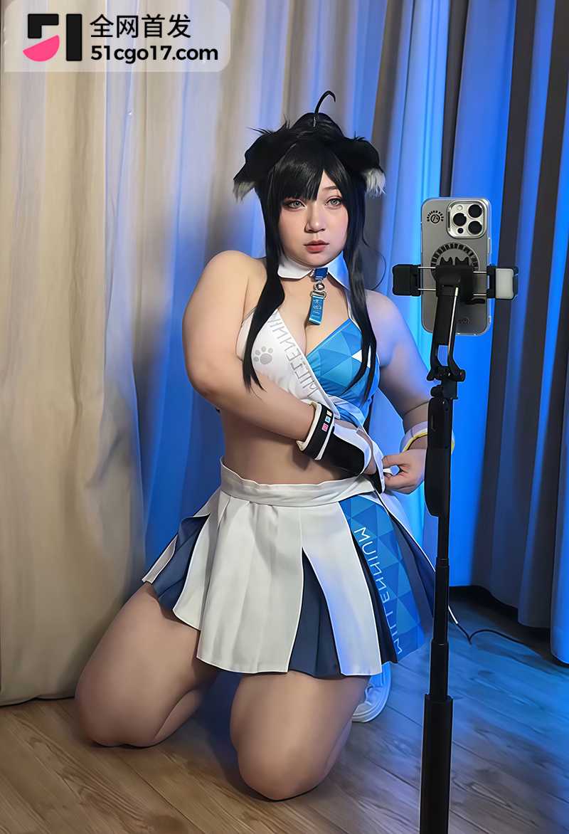 性感巨乳BBW欧翼翼大奶骚鸡Coser拉拉队雅儿贝德炮机高潮喷水4拷贝