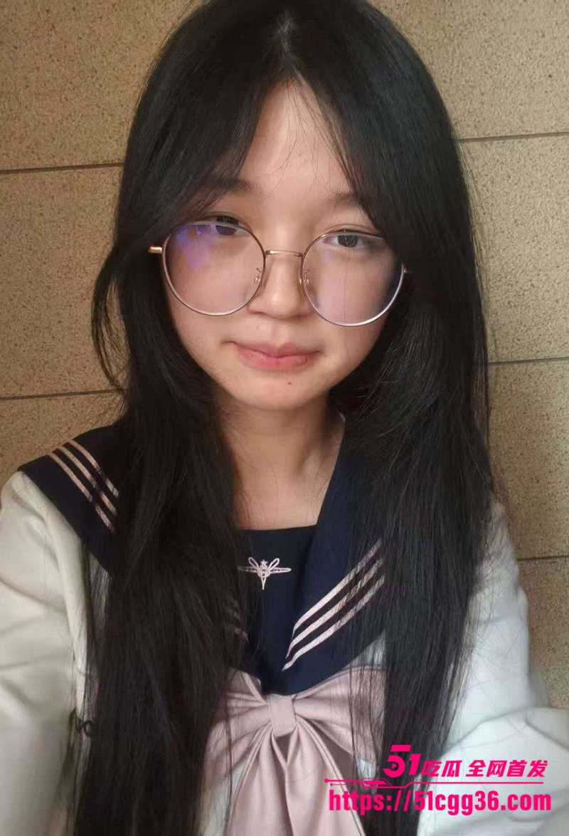 浙江丽水学生妹童青青被调教视频流出1拷贝