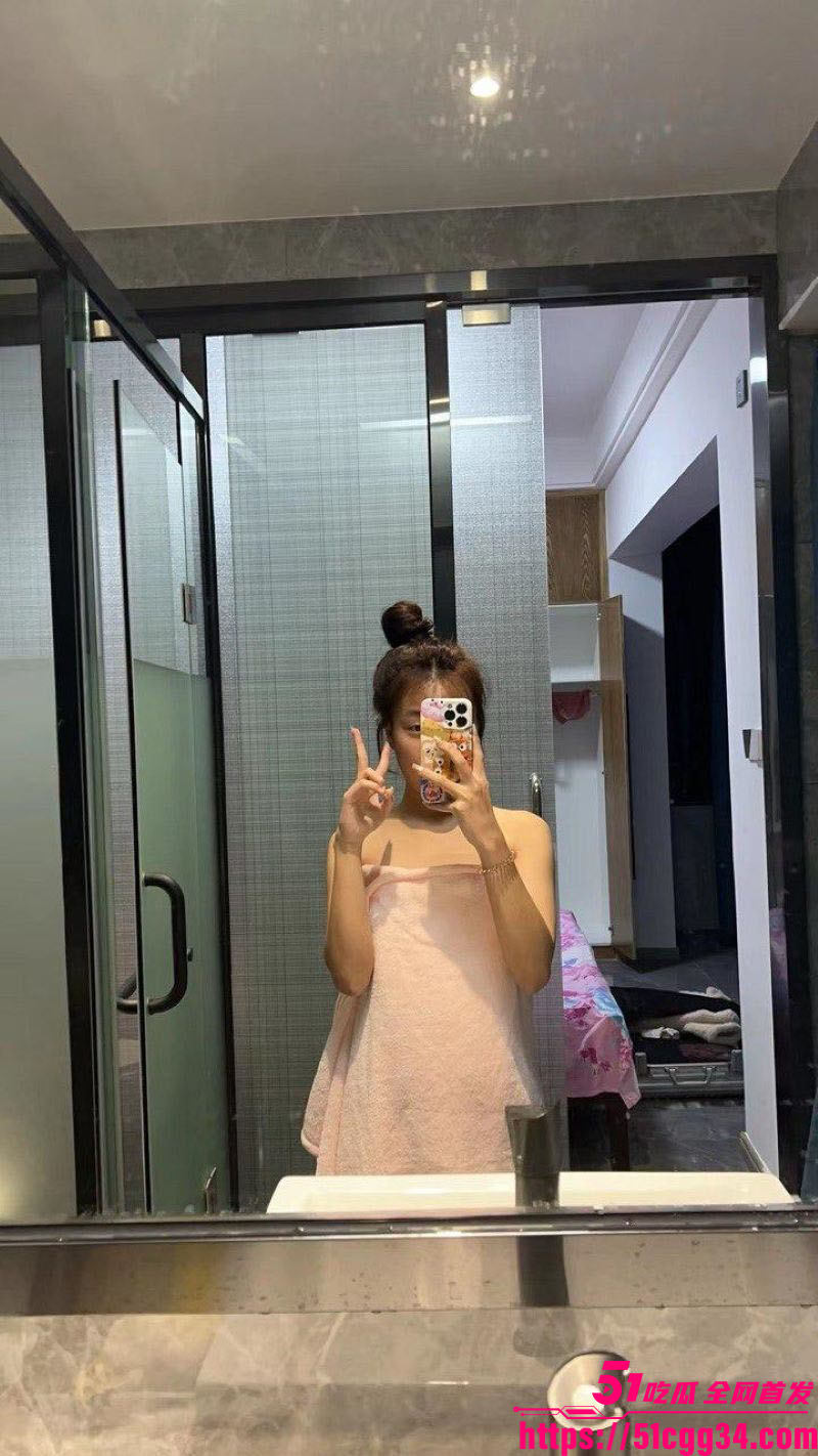 广东骚货陈倩瑜不雅视频流出 1