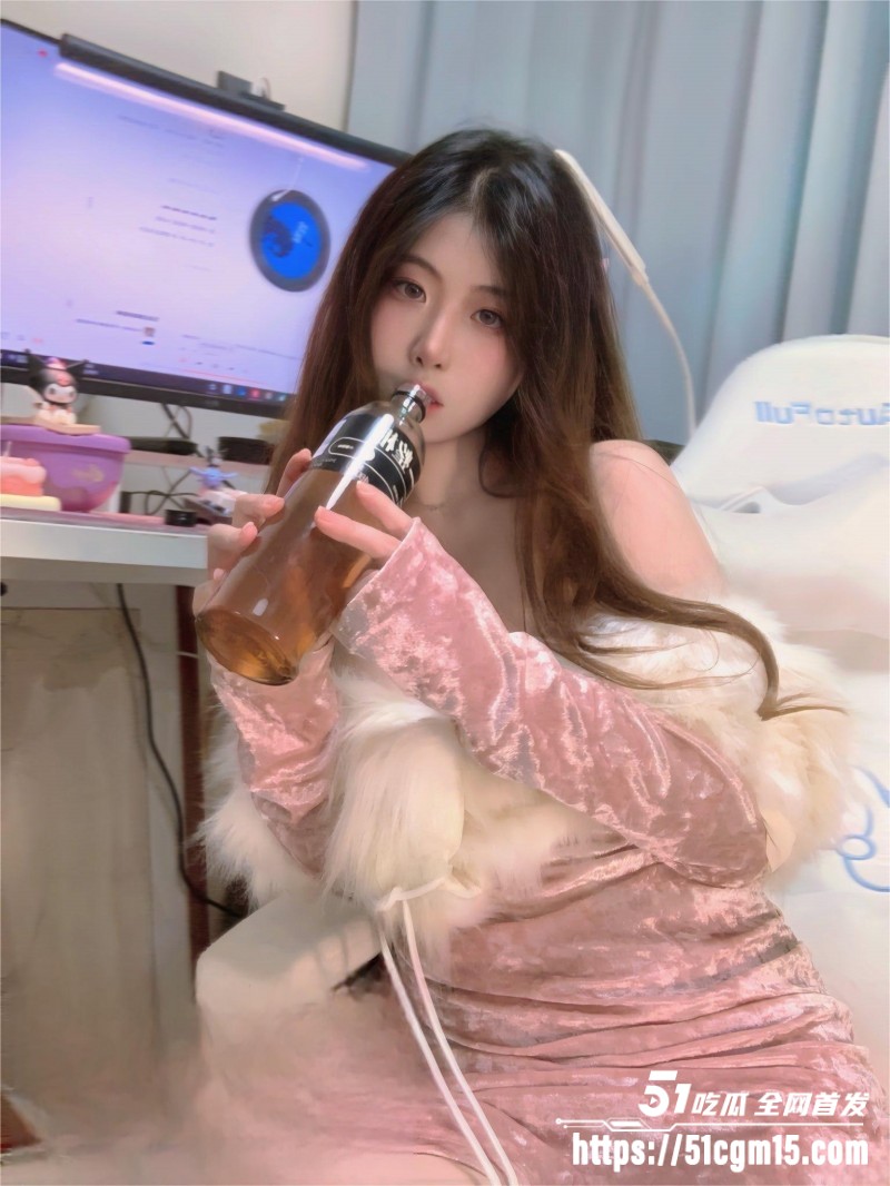 清纯反差婊小坏猫私密视频曝光  3watermarked