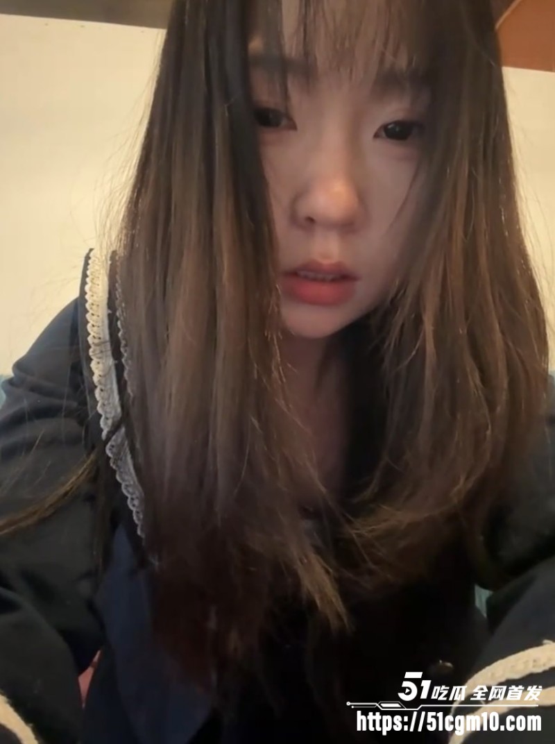 清纯女大 Xixi Gala 直播录屏流出 3