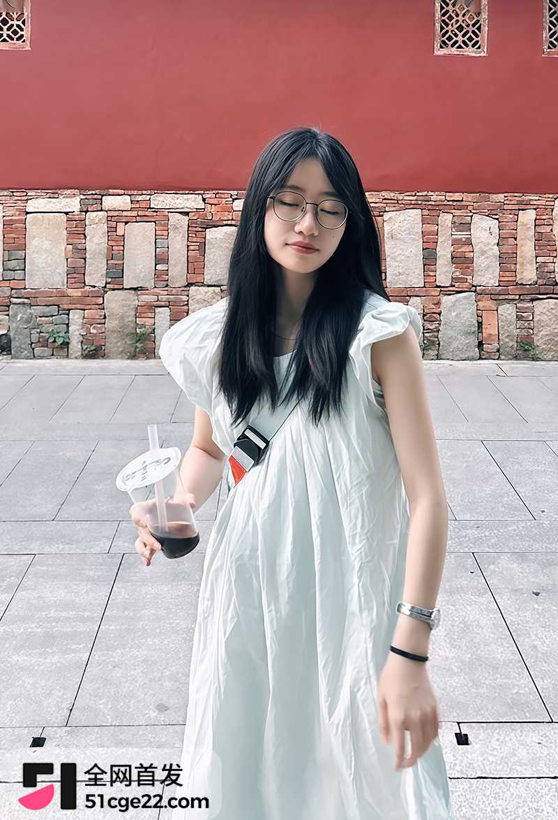舞蹈系大学生林小尧被富二代私下调教04 拷贝