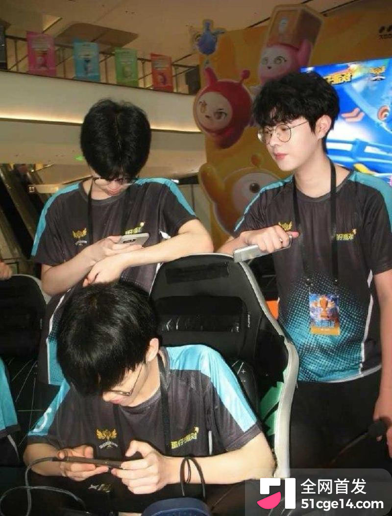 蛋仔派对主播安柒小天才塌房事件 4