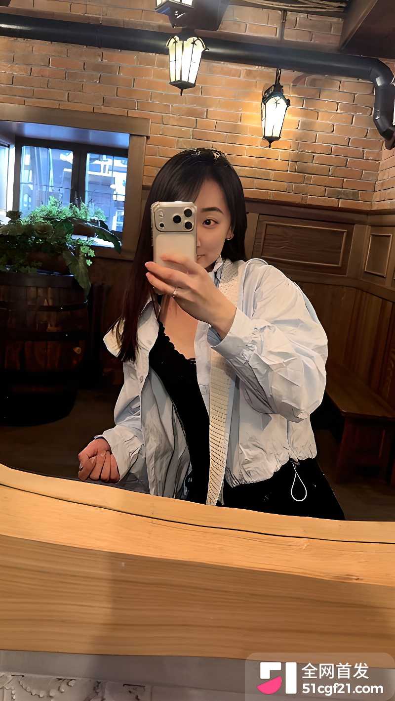 湖北武汉已婚小少妇 邱雨 出轨陪奸夫旅游2 湖北武汉已婚小少妇 邱雨 出轨陪奸夫旅游2