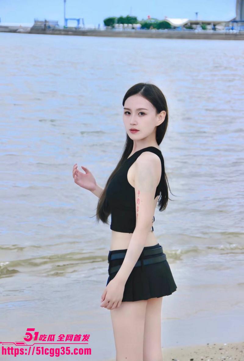 河南南阳师范学院王玥性爱视频合集01