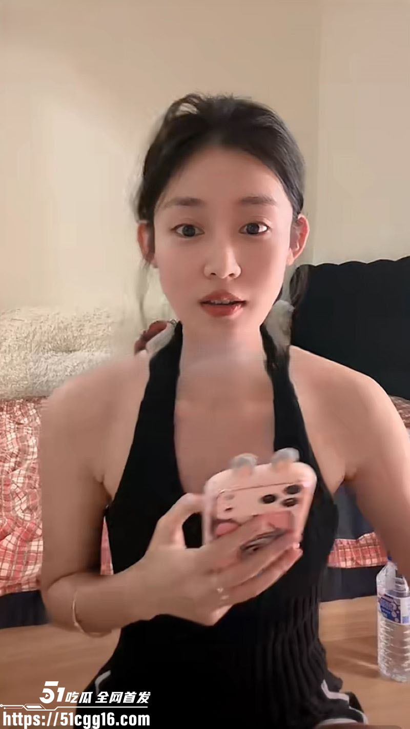快手晚高峰期集体涉黄后续 1