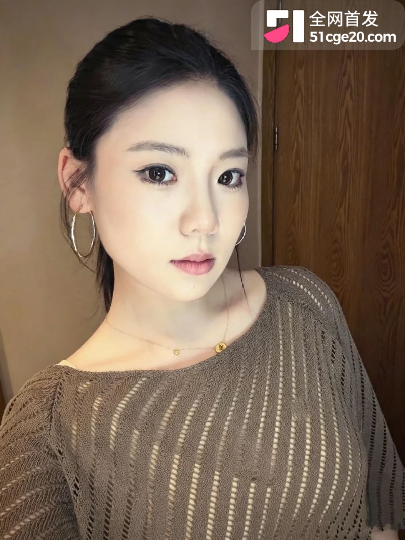 南京大学马心悦 4watermarked