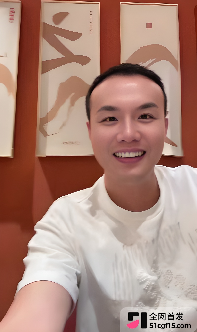 抖音145万粉丝美妆博主 神大英子 与男友温枪枪 情感破裂背后真相曝光 引发热议12