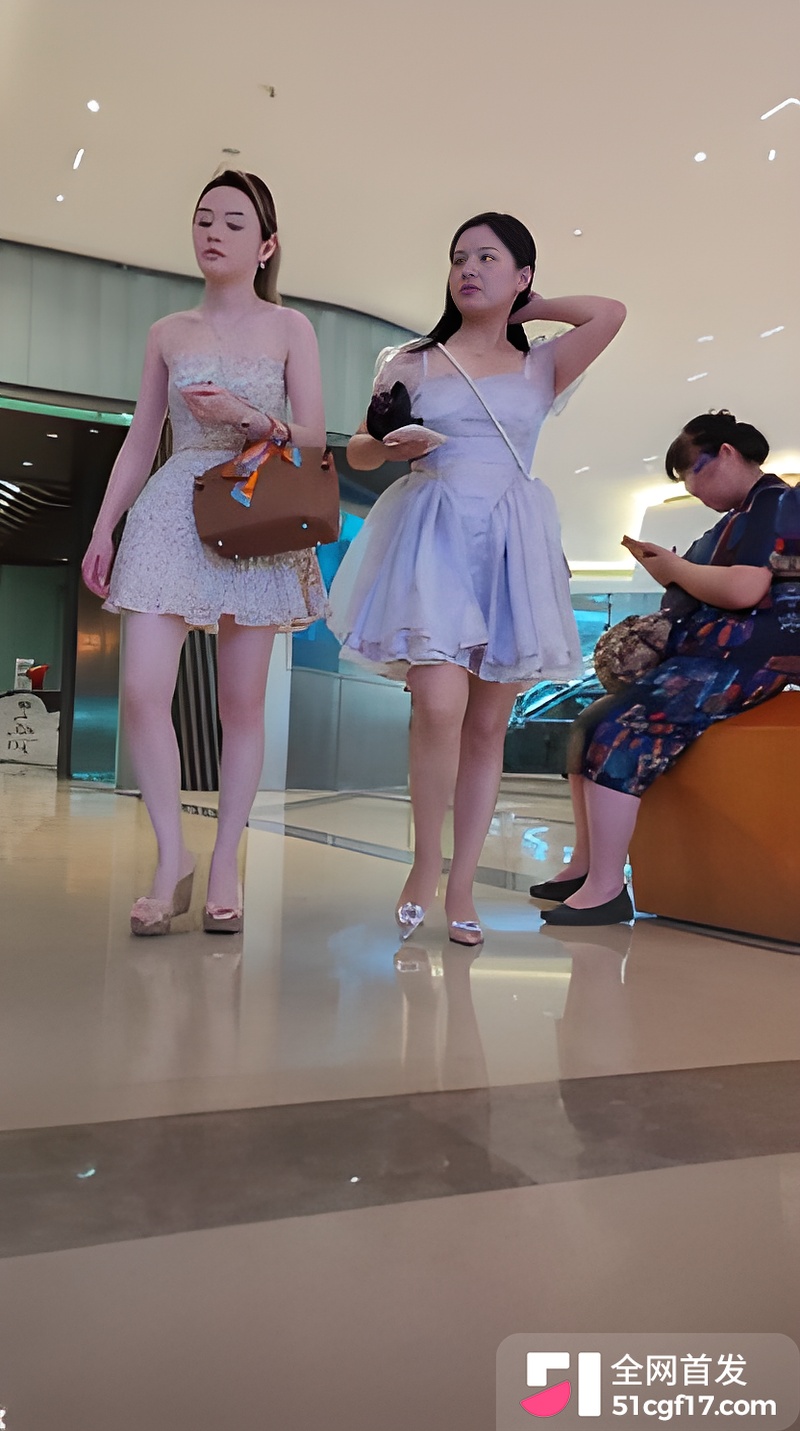 顶点大师户外抄底偷拍 3