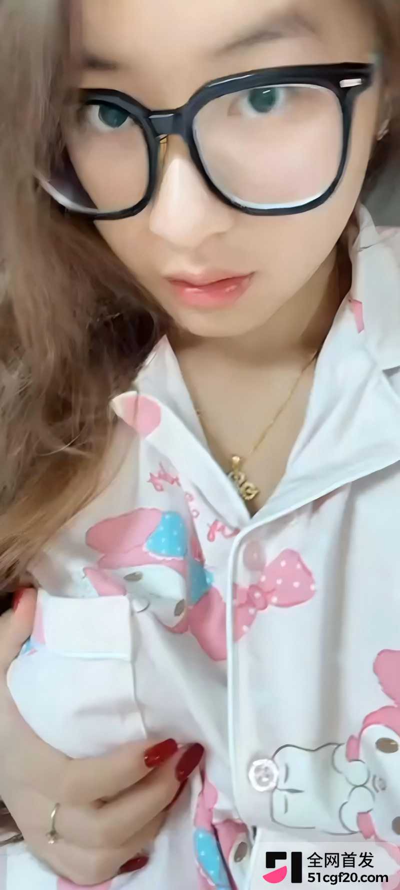 高颜值学生妹 情侣私拍惨遭泄密2