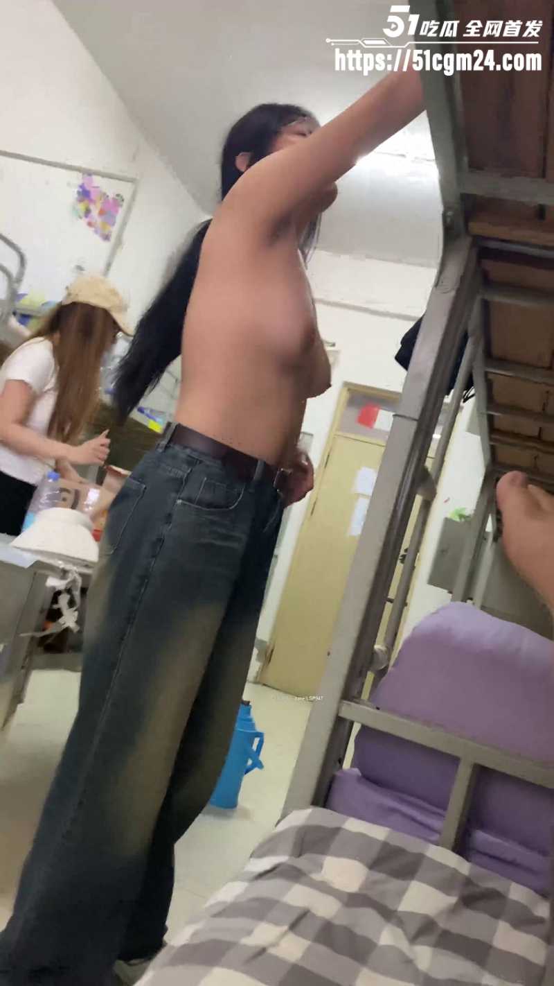 vlcsnap2026042118h15m37s53120260421182228W800px 1