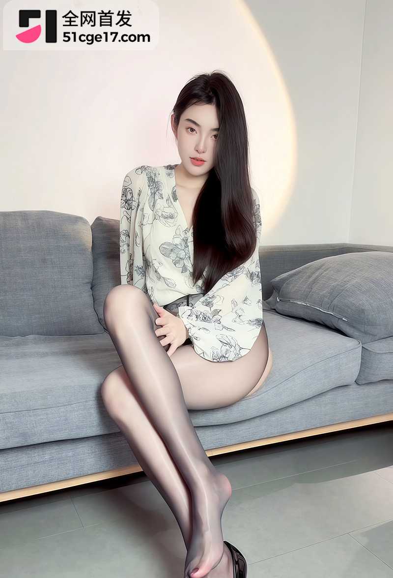 抖音露脸丝袜美人薇薇金主定制福利4拷贝