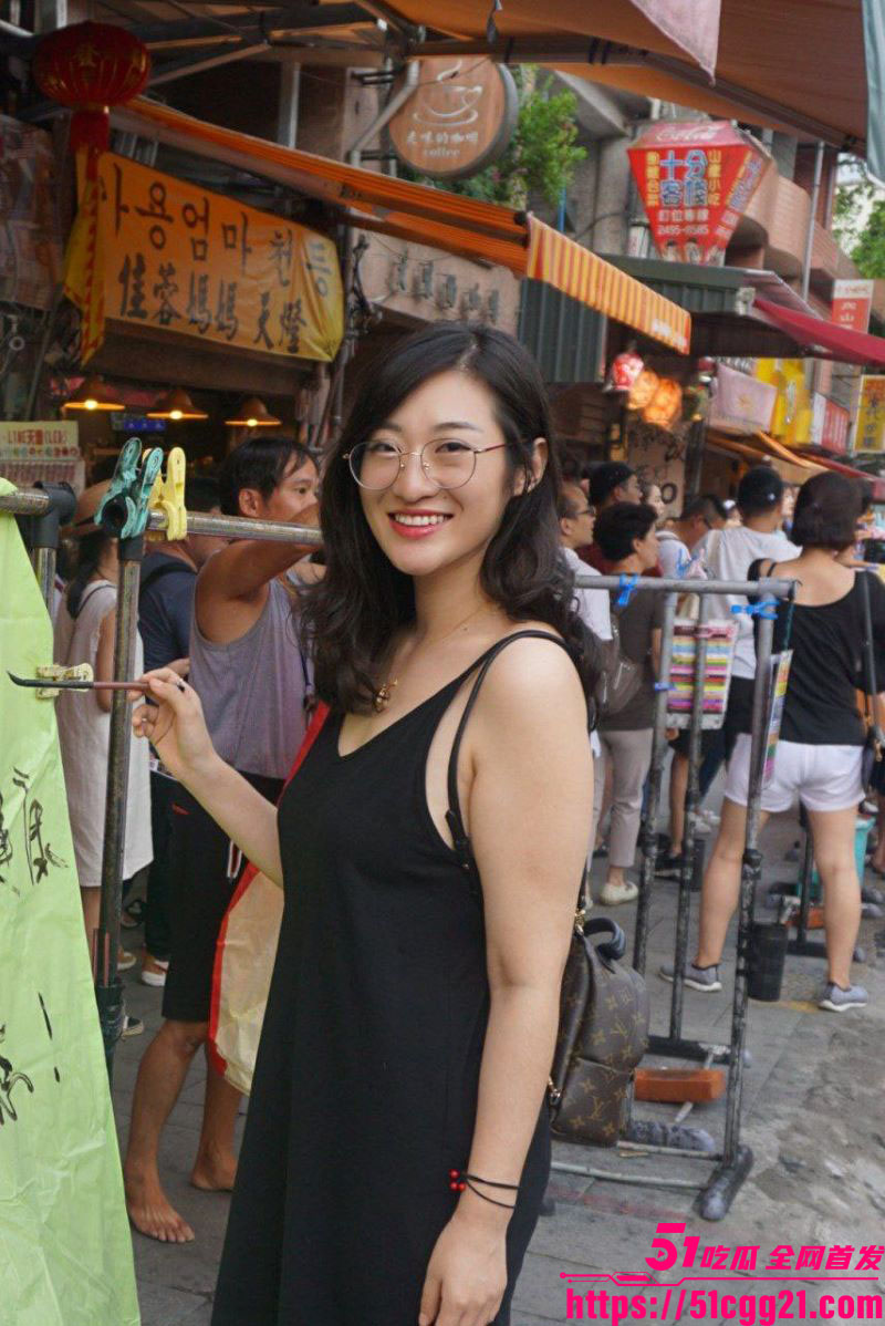 温文尔雅白领御姐文丽私密视频外流 1
