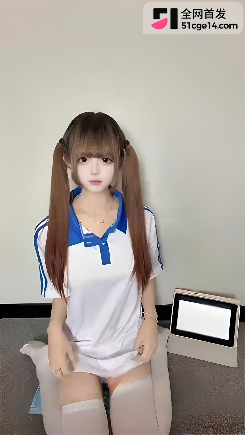 高颜值双马尾萝莉 小甜派 自慰视频  2