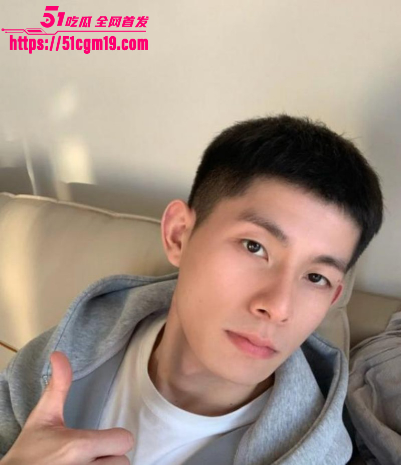 江西景德镇渣男张天翼出轨女友闺蜜03