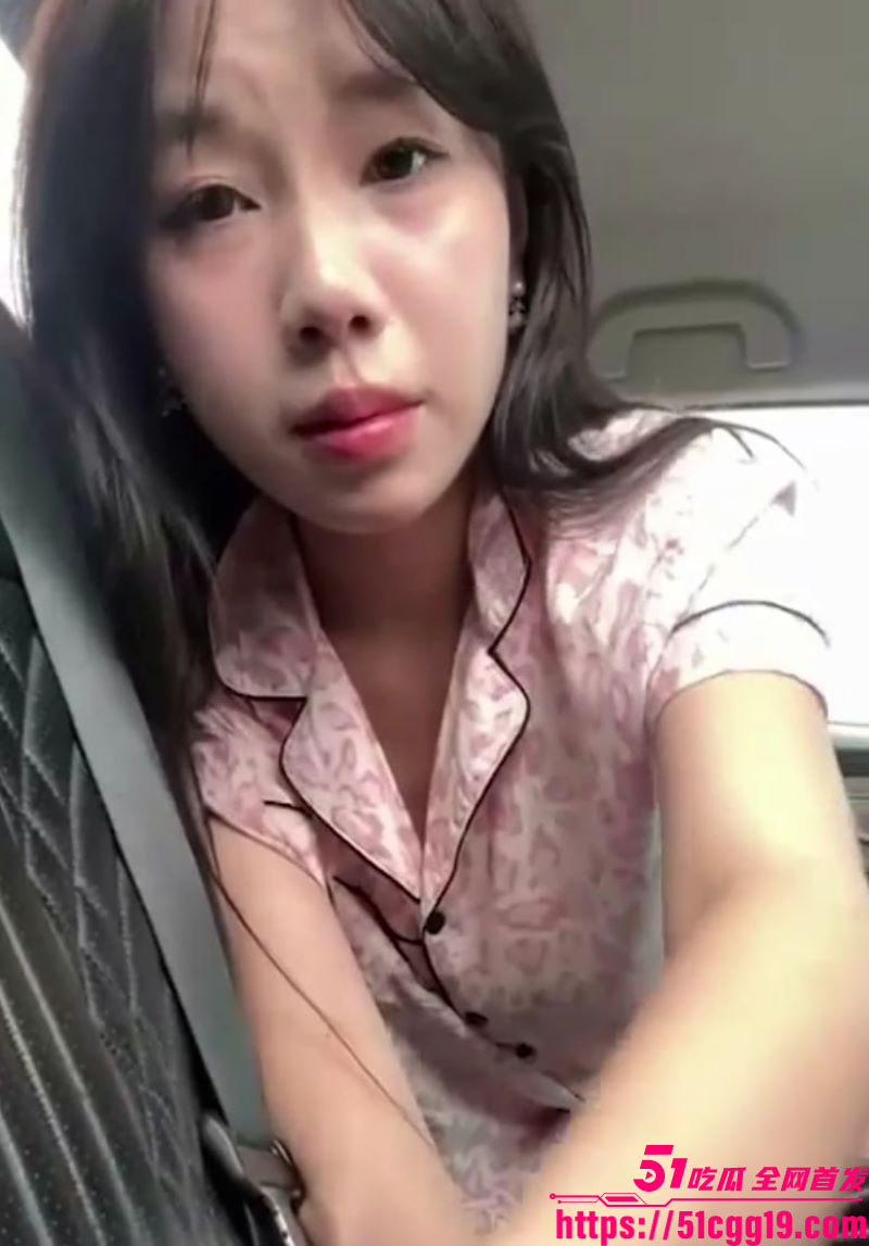 极品露出美少女万元定制新作 1