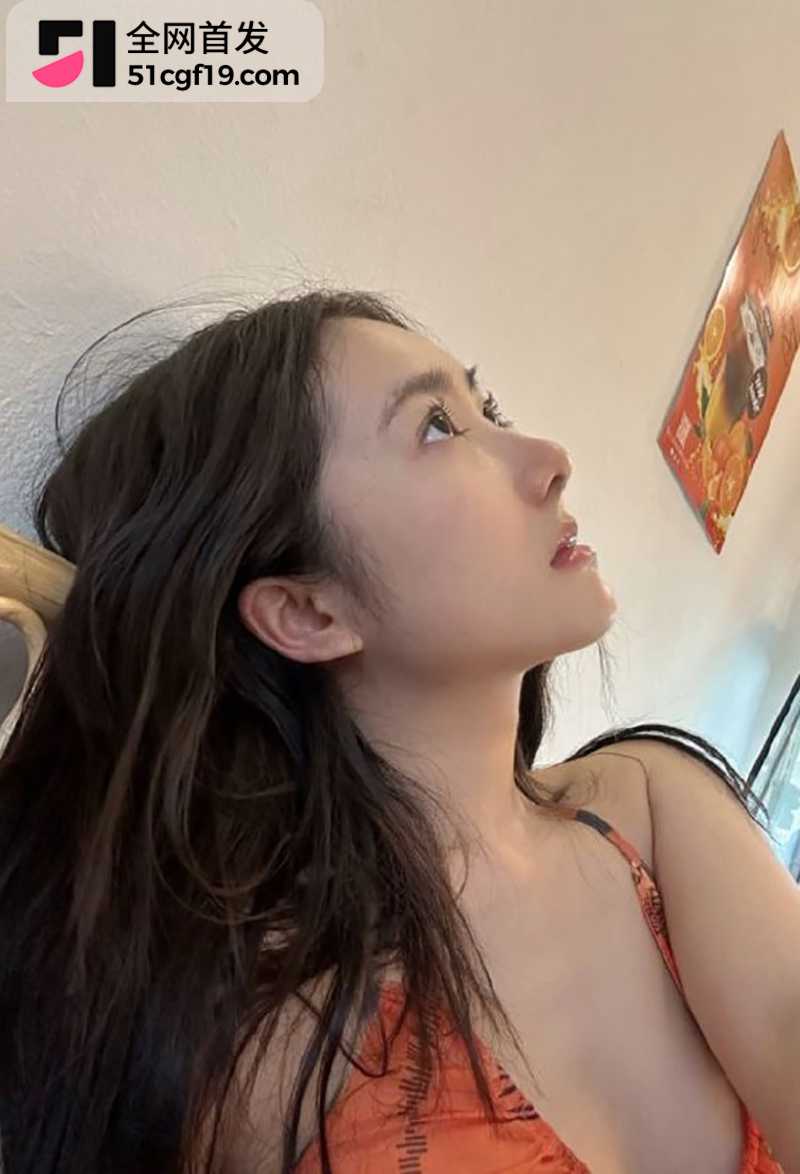 高颜值巨乳美女王美昕不雅视频流出 2 拷贝