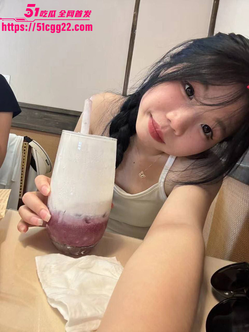 福建反差大学生赵溪1