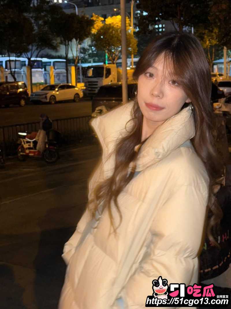 广东反差婊苏露月不雅视频03