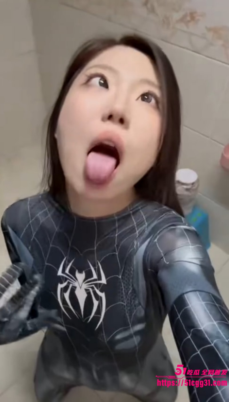 山东精神小妹 陈梓晴 性爱私拍流出 性瘾少女各种约炮放浪形骸  美乳粉穴被多人品尝淫骚拉满 8