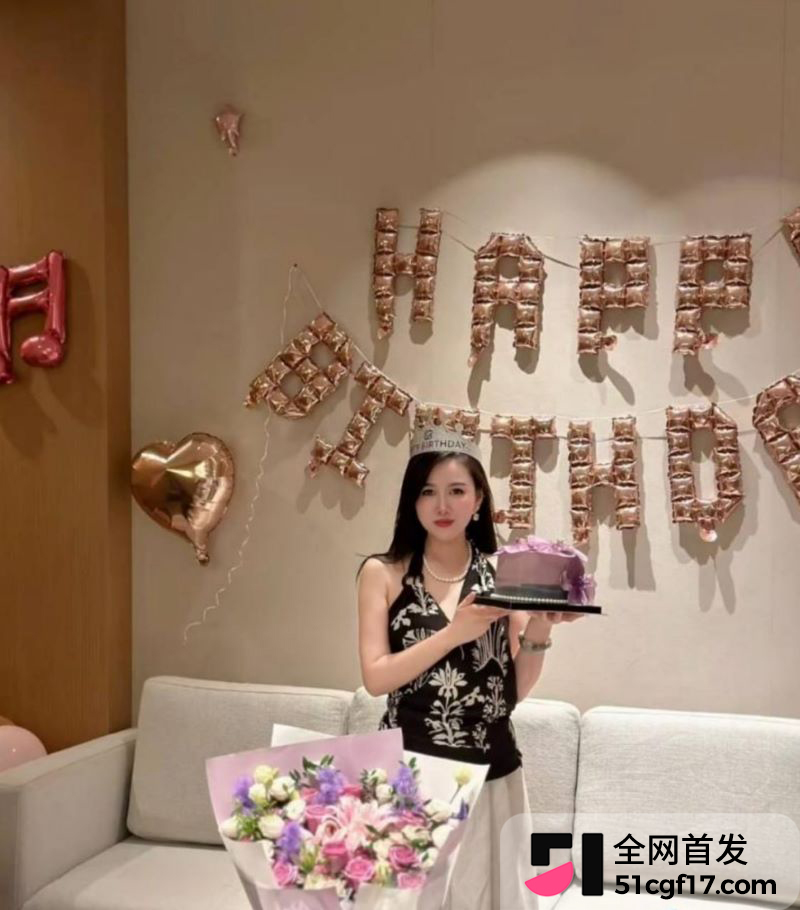 抖音百万网红成都虎王出轨被前妻直播怒撕 6