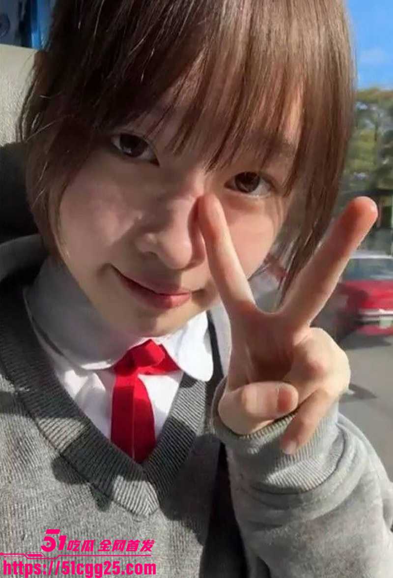 稚嫩学妹黄语洁情侣私拍性爱视频泄密1拷贝