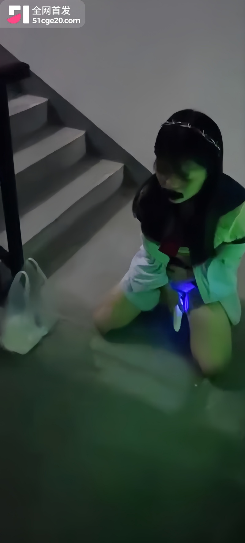 长发少女南烟s自慰实录1