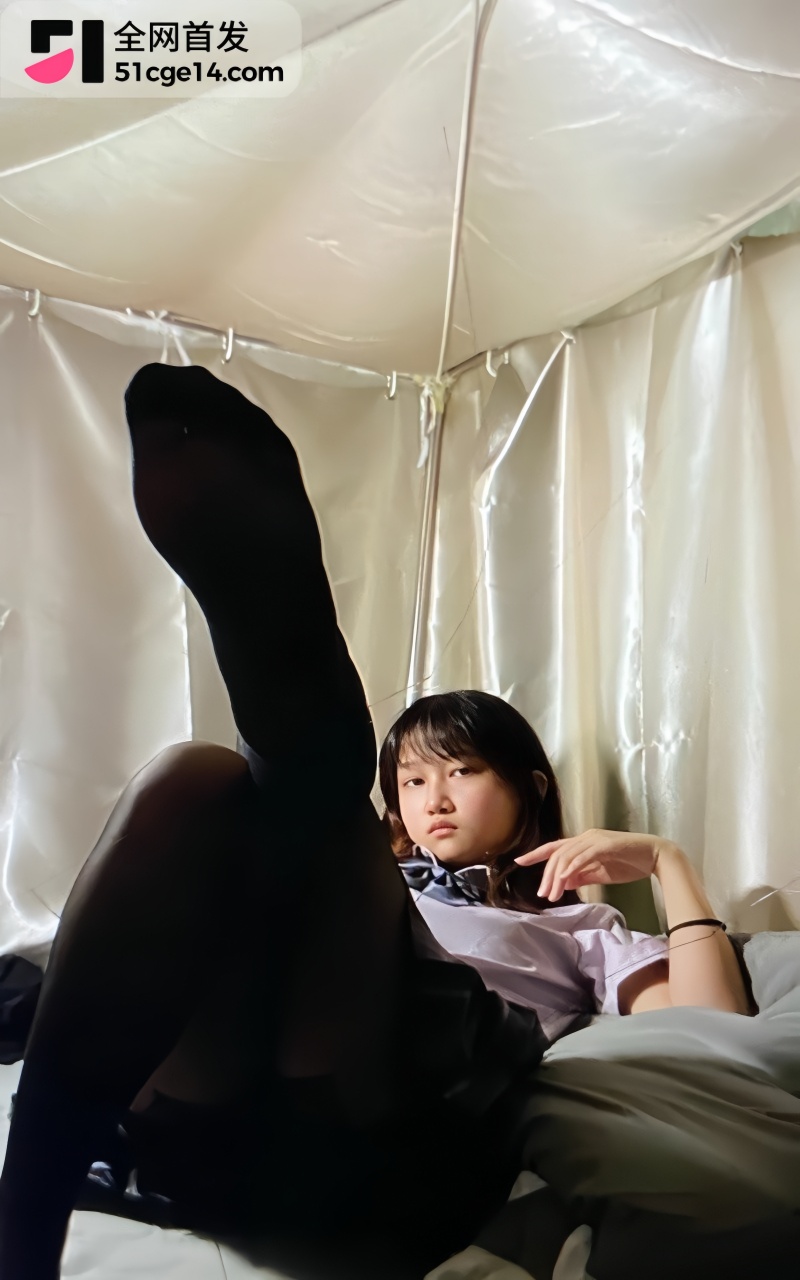 何梦1
