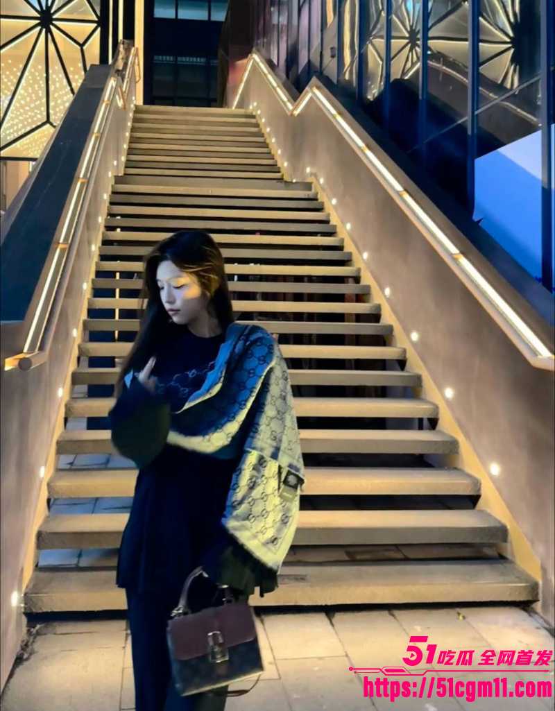 舞蹈系大学生 苏然 约炮视频惨遭扒光！ 1