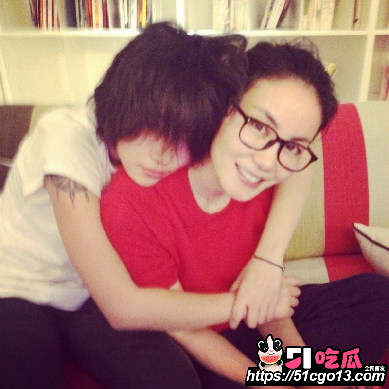 王菲男闺蜜Ryan音乐节性骚扰陈粒016