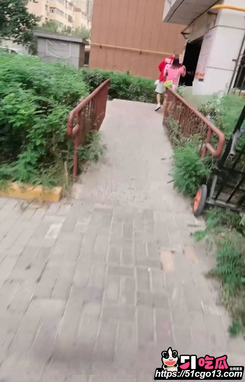 健身博主雨轩出轨教练雷宁 12