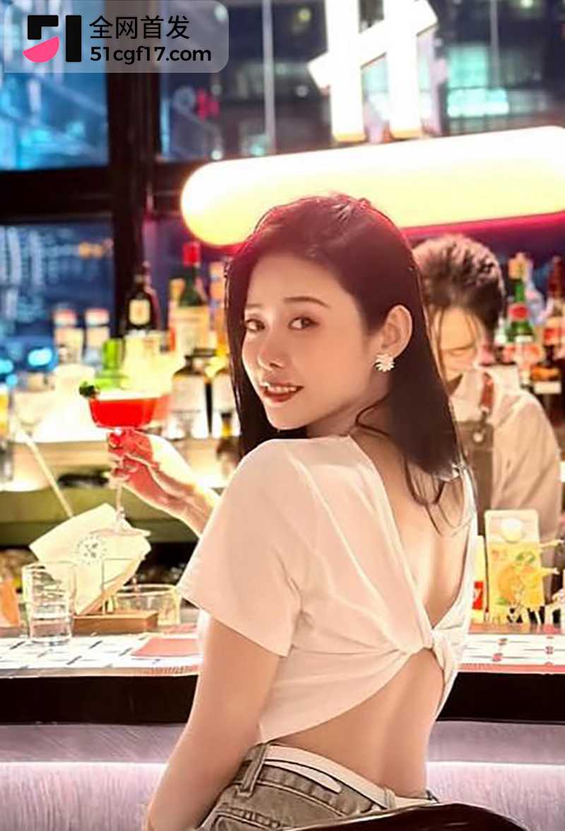极品高颜值蜜桃臀演员李凯诗不雅视频流出5拷贝 极品高颜值蜜桃臀演员李凯诗不雅视频流出5拷贝